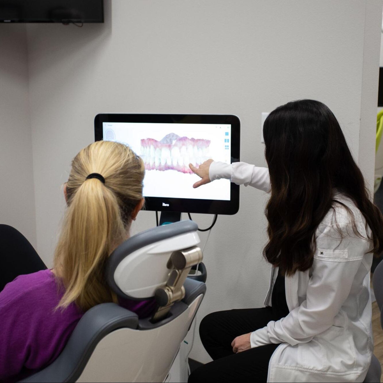 Tips for Safe Teeth Whitening